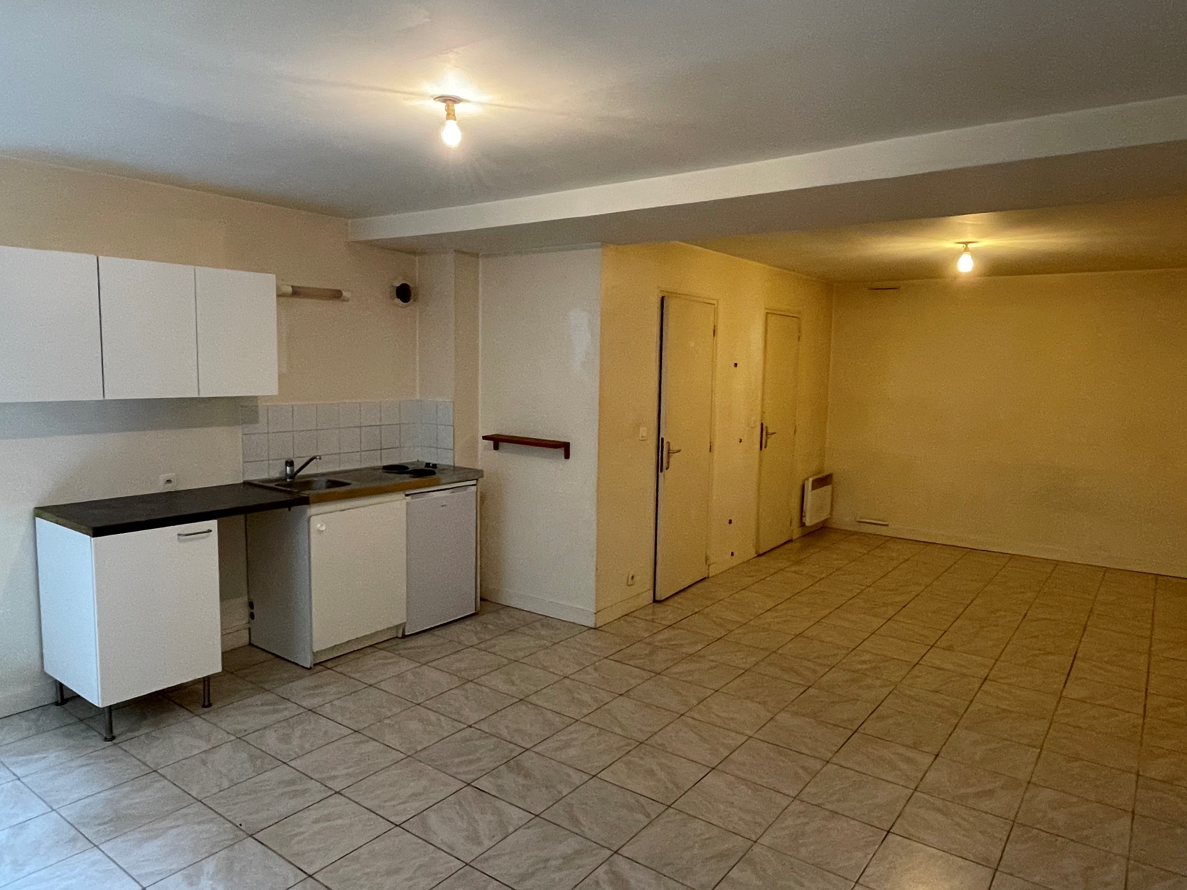  location  A louer appartement  T1  de 37m 